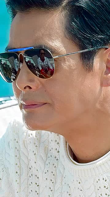 发哥的出场,还是那么帅气,气质这块无人能敌!