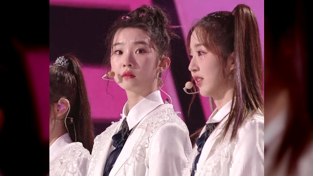 《创3》宣布张艺凡成团出道,希林一个举动引徐艺洋痛心,很真实