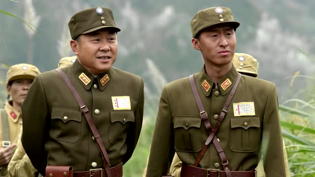 《天涯浴血》敌军考擦地形,不料被独立团看的明明白白的