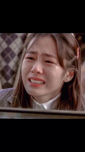 孙艺珍,哭都这么好看,难怪被称为"孙仙"!