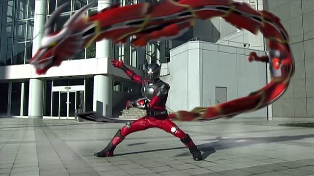 假面骑士中威力最大的骑士踢【蓝光/龙骑】