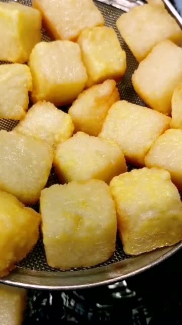 拔丝馒头你吃过吗?简单易懂,看完就会.