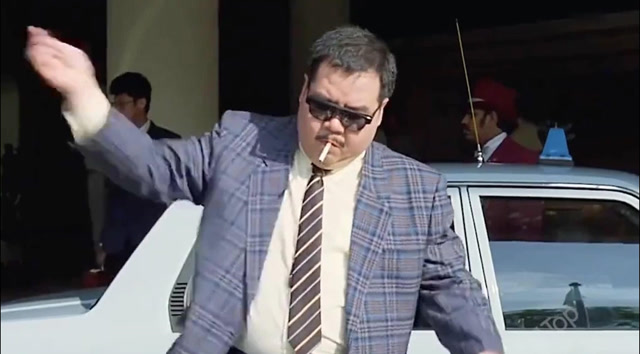 肥猫抽烟,法力无边