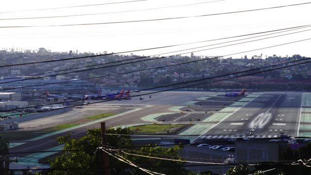 圣迭戈西南机场短距离起飞,不一样的视角观看