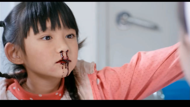 天堂的张望(二)女儿确诊白血病 伟大父亲为女儿跪求村里所有人