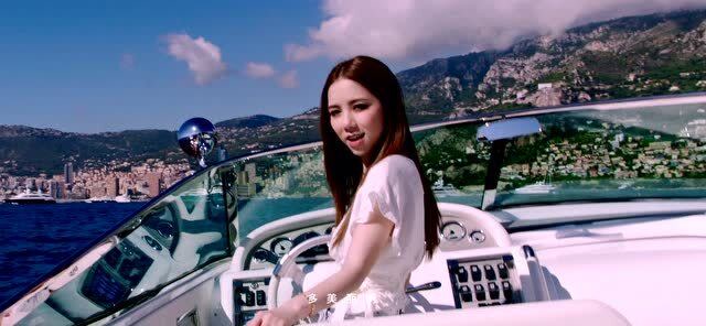 e.m. 邓紫棋《多美丽》官方mv