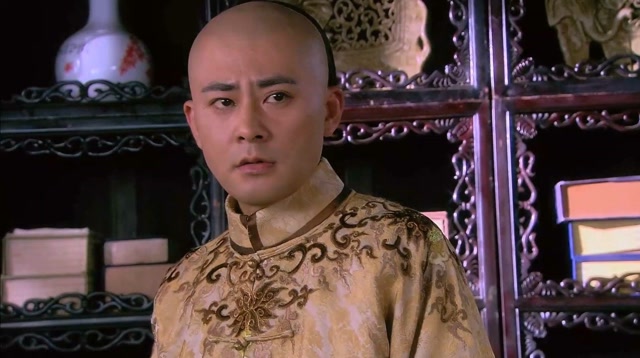 宫锁心玉:太子要造反,被素言听到,众人要求杀掉素言