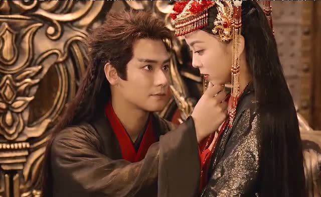 唢呐一响不是升天就是拜堂百鬼迎亲场面好壮大呀