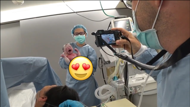 准爸选择近距离目睹生孩子全过程医生却担心他会晕血