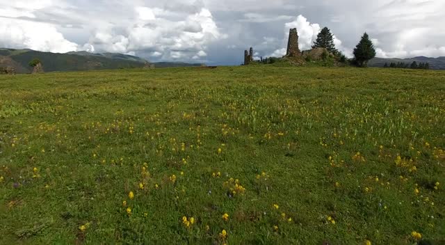 雅江郭岗顶白狼国遗址探秘