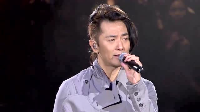 中国男歌手长头发图片