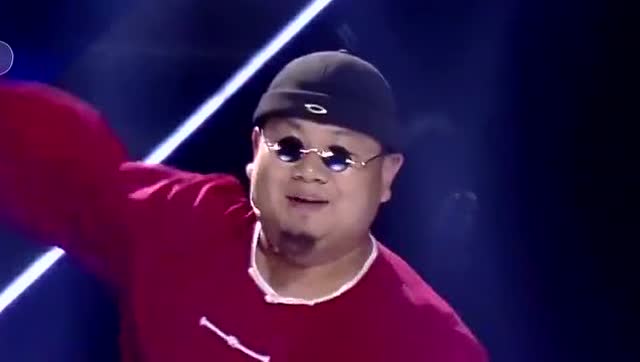机械舞胖子王迪