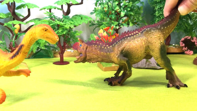 恐龙打架 莱索托龙被食肉恐龙追赶 恐龙大冒险 恐龙大地