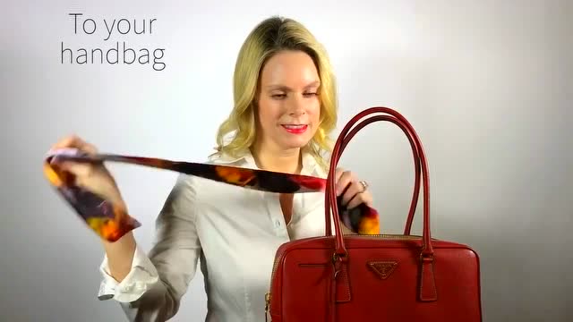 爱马仕twilly丝巾的系法 12种系法帮你凹出不同造型