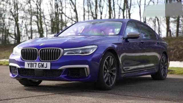 奔驰s63挑战宝马m760比加速,8缸和12缸发动机差距有多大?