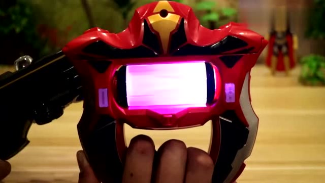 捷德奥特曼胶囊20怪兽胶囊之超级贝利亚融合兽