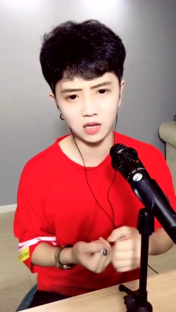 让人绝望的一首歌!网络红人聪明哥唱完以后直接断气 这是有多难唱