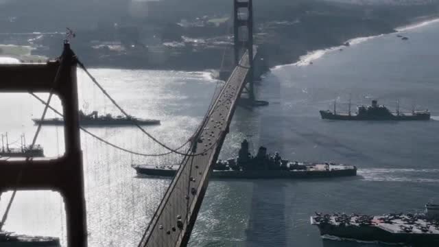 《高堡奇人》 日军舰队驶过金门大桥,难道有动作