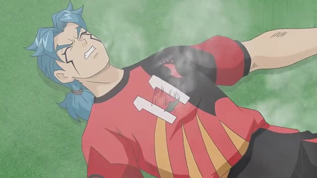 超智能足球:开场15分钟,潜龙便踢坏要被替换,全是因为人机合一