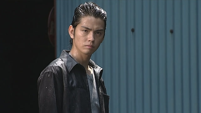 假面骑士555:抢夺kaixa腰带?草加人品不行但是实力还是很强的!