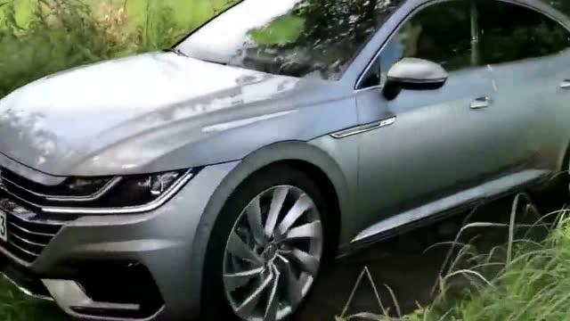 全新一代大众cc沙土地玩弹射起步,一脚油门把车主都吓一跳