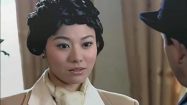 《东陵大盗》:珍妮伯爵倒卖文物竟卖出了天价,老外:能优惠吗?