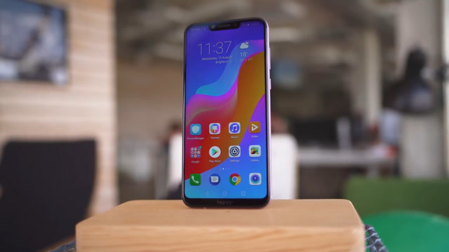 荣耀麒麟970 刘海屏 3750mah,最高降价700,你觉得如何?