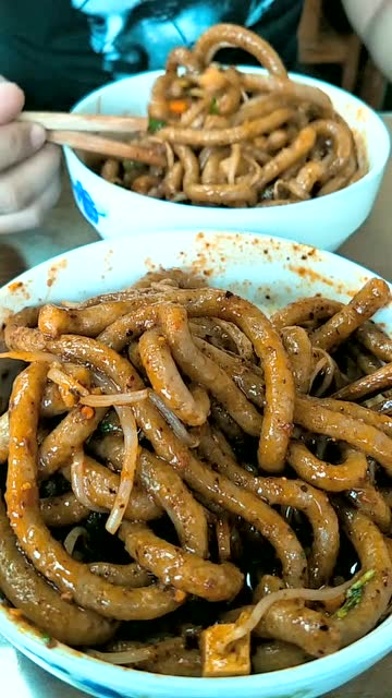 陕西荞面搓搓美滴很!可要多嚼几遍哦!