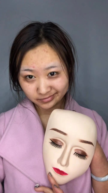 女孩首次换脸成功