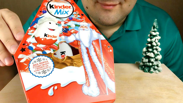 大胃王吃圣诞装巧克力礼盒,口感浓郁丝滑,好吃到忍不住舔手指!