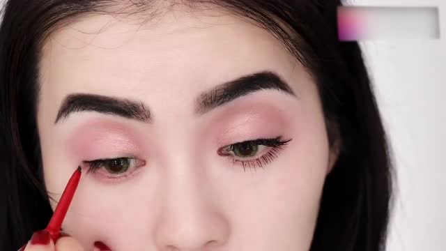 欧美粗眉星人你敢尝试吗?异域风情赶紧学起来吧!