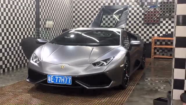 这两辆兰博基尼跑车的车牌很有意思啊