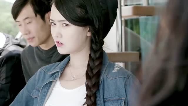 《游泳先生》丽宝驾到度假村找泳泽,太美受到富二代的青睐