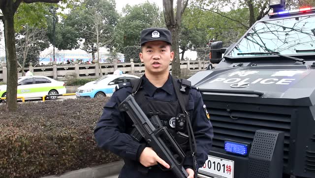 常德公安特警恭贺新春