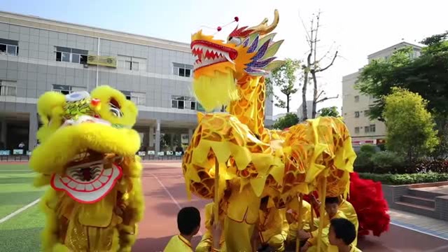 华明星学校开学礼