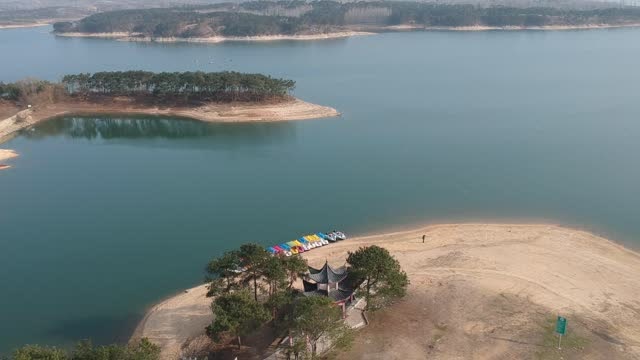 航拍:唐河九龙湖风景区,这有虎山水库有娱乐项目 是个游玩好地方