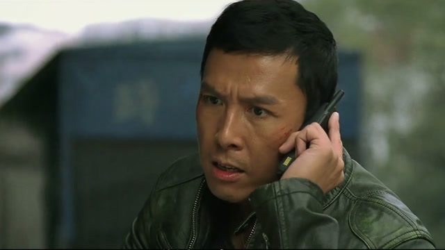 看功夫巨星甄子丹在导火线中热血打斗场景劲爆合集