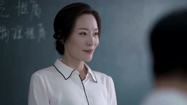 少年派:学生们因为田老师的话上交手机,还都是自愿上交的