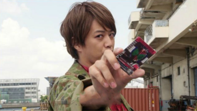 假面骑士时王帝骑哥的香蕉梗双向暗示嘲讽时王弟弟黑巴隆