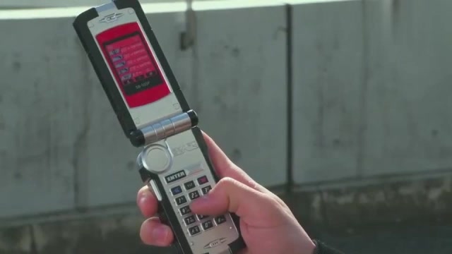 假面骑士经典:巧爷跟法爷同框帅气变身