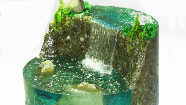 树脂瀑布栩栩如生,这老外的制作水平令人羡慕,小伙伴们快来围观