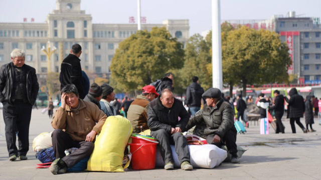 农村返乡潮提前2个月!过年后这3类人或难以返城?里面有你吗?