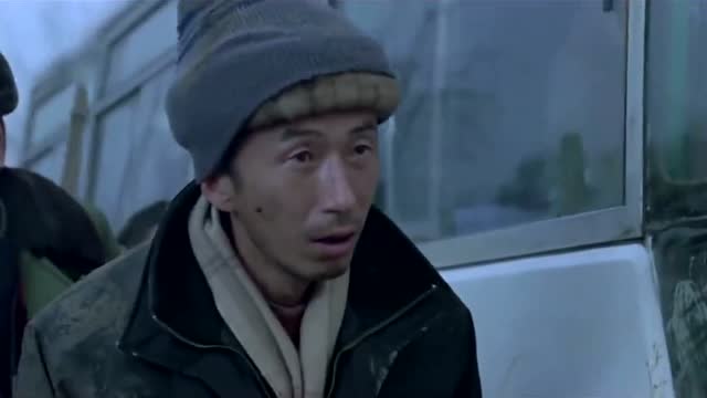 人在囧途眼看要挨揍徐峥慌忙躲避王宝强淡定压腿