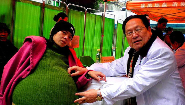 女子"怀孕"3年!肚子大得快被撑破,手术后发现竟然不是人!
