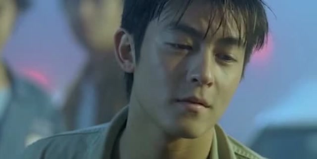 头文字d里的陈冠希真的帅到犯规高桥凉介云淡风轻的样子真的迷人