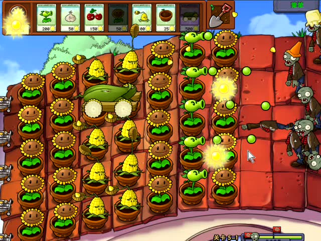 植物大战僵尸:玉米大炮上线了,吓的僵尸腿打哆嗦