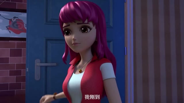 三只松鼠:乐儿为果果送礼物,怎料松鼠侠还偷看起小松鼠