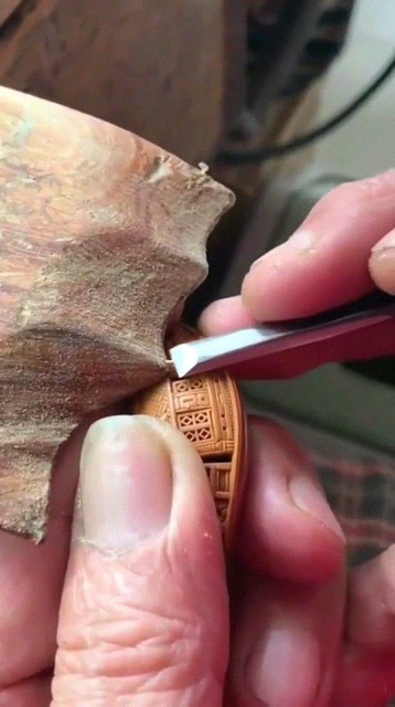 刻舟记,大哥这微雕技术真牛,绝对的手艺人