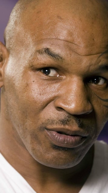 泰森的鬼魅式躲闪,令对手无功而返