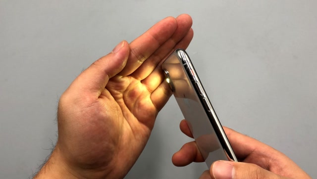 手机手电筒不仅能照明,还隐藏这2个秘密,不懂手机白买了,看看